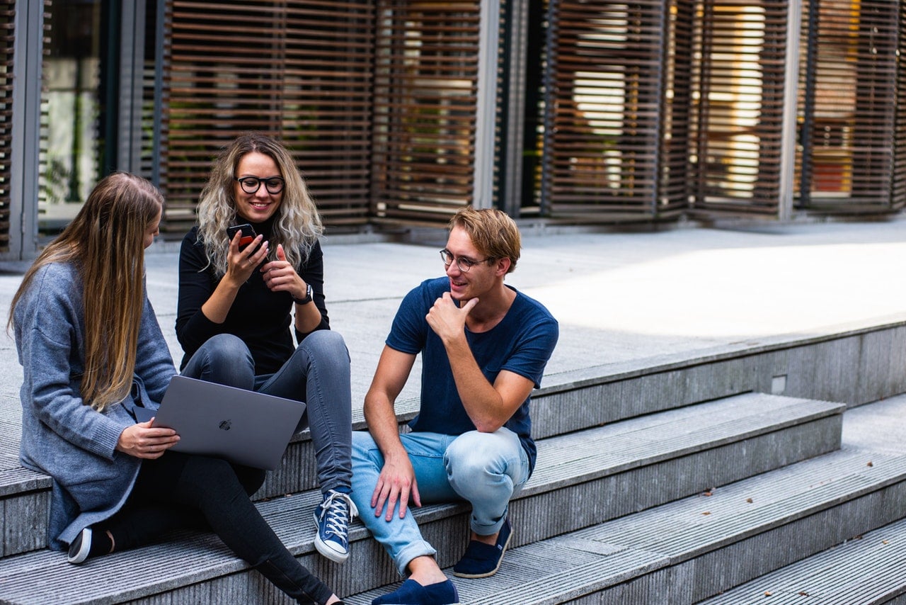 Influencer marketing – przedstawienie zjawiska na przykładach