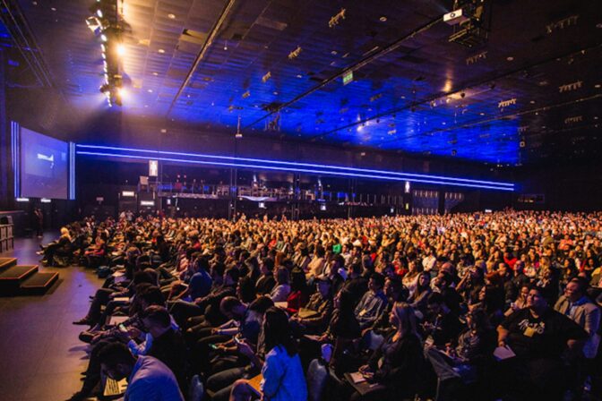 Zagraniczne konferencje branżowe 2022 – gdzie warto się pojawić? Europejskie spojrzenie na SEO i digital marketing