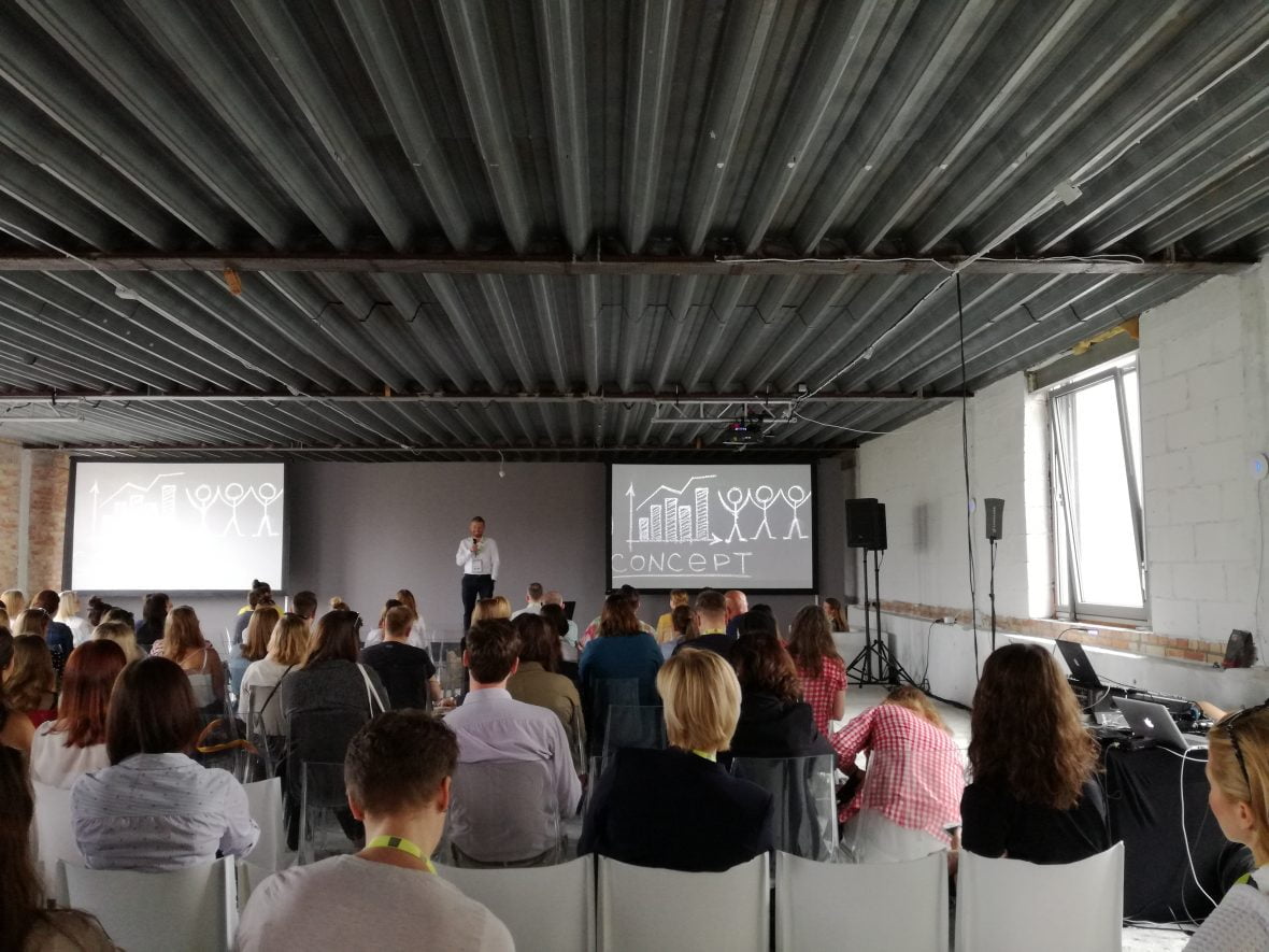 SocialMediaWeek